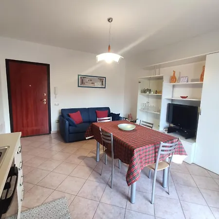 Apartment Vico Roma